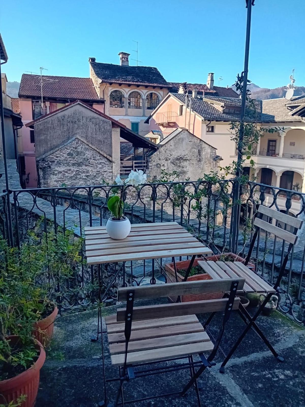 Casa Longhi Apartamento Orta San Giulio Exterior foto